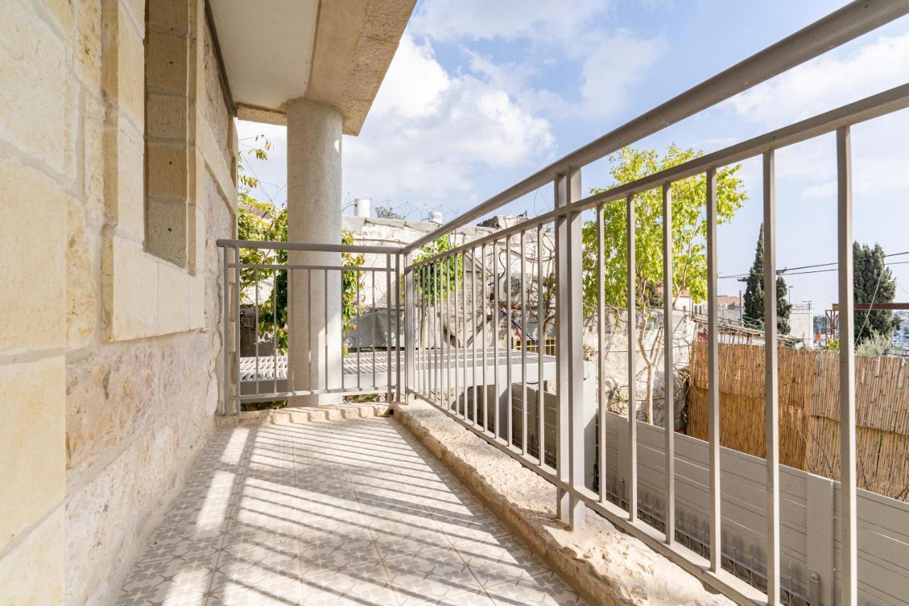 The Haneviim Suites - Isrentals Jerusalem Exterior foto